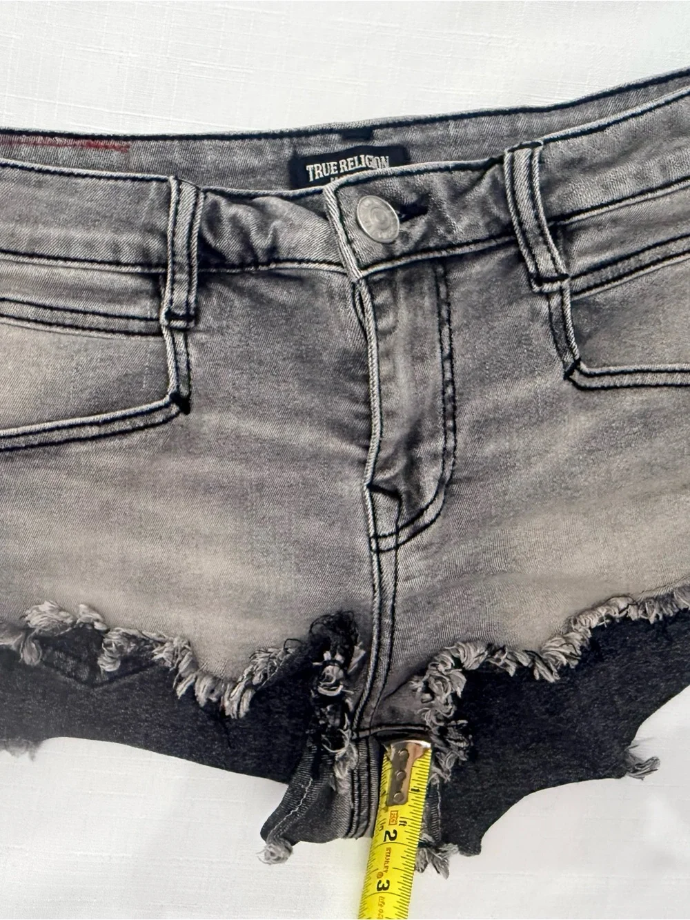 True Religion Women’s Gray Distressed Cutoff Denim Shorts Size 28
